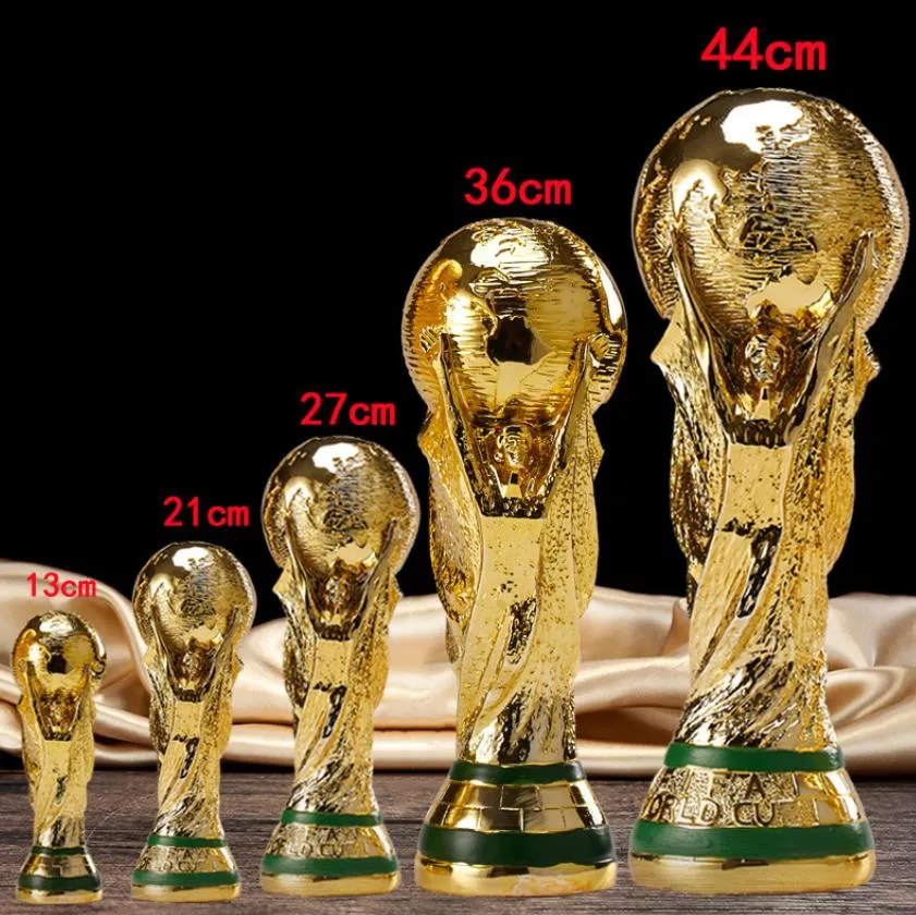 Arts And Crafts European Golden Resin Football Trophy Gift World Soccer Trophäen Maskottchen Home Office Dekoration Drop Delivery Garden Dhni1