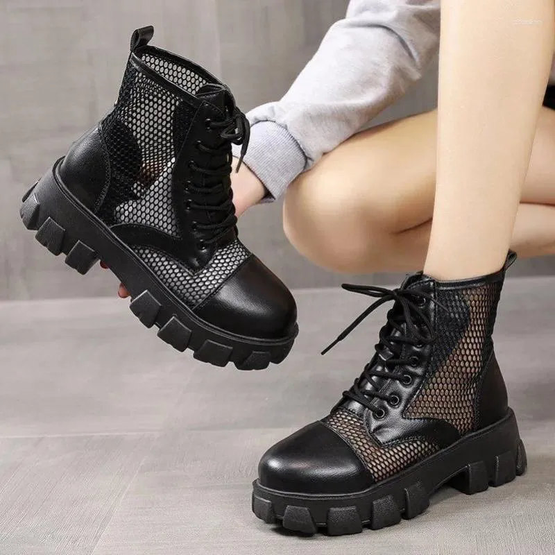 Botas sapatos curtos para mulher com laços feminino tornozelo preto biker plataforma lace-up elegante saltos médios robustos botas de dedo do pé redondo