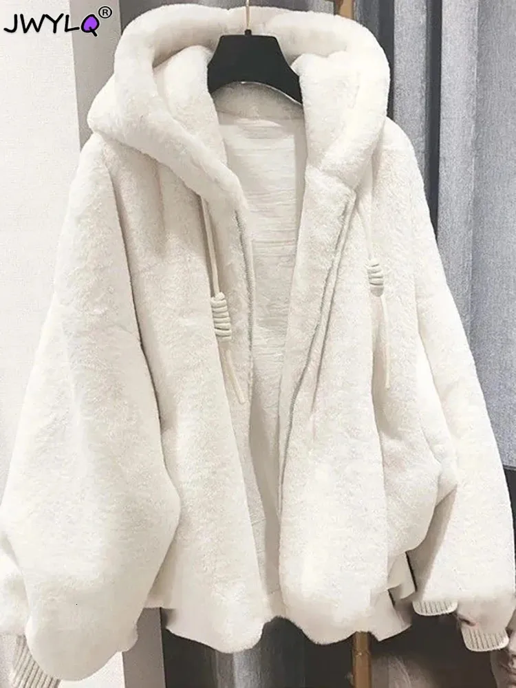 Women's Fur Faux Fur White Imitation Lambwool Outwear Top Coat Women Winter Warm Furry Overcoat Casual Sobretudos Hooded Faux Rabbit Fur Plush Jacket 231128