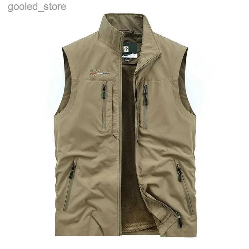 Gilet da uomo Gilet da lavoro Uomo Estate tattico militare Motociclista Multi-tasche Giacca senza maniche Abbigliamento da pesca Cappotto da caccia Cappotti UOMO Q231129