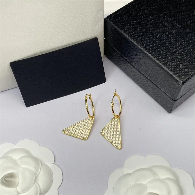 Women Designers Ear Stud Fashion Golden Silver Sparking Diamond Earrings Luxurys Brands Casual Vintage Ear Studs Jewelry