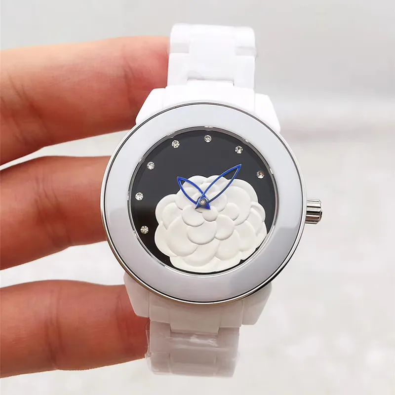 Bekijk damesmode casual horloges Hoge kwaliteit designer quartz-batterij keramische 35 mm horloges