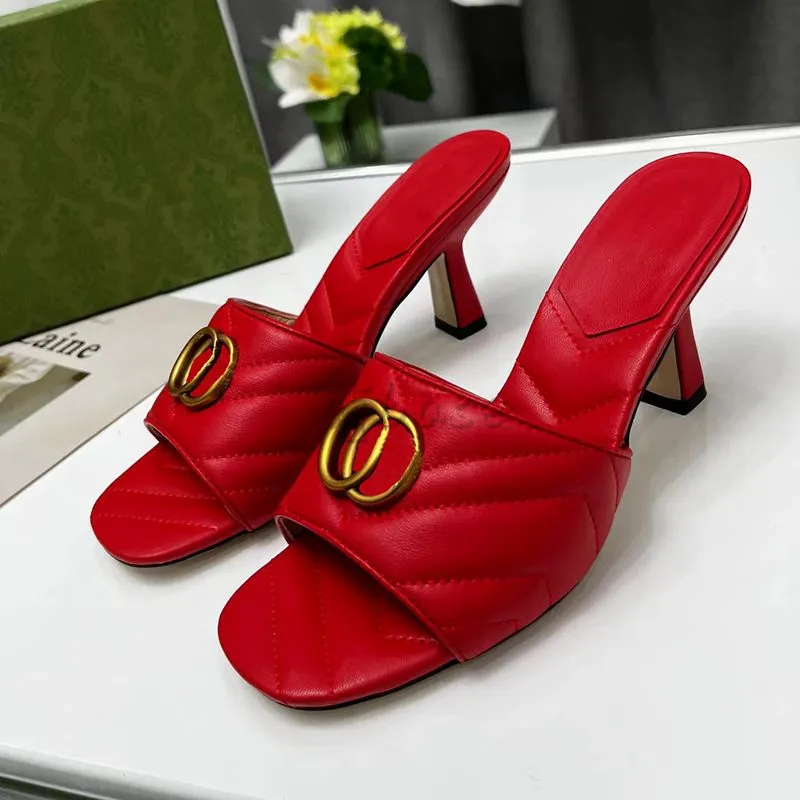 Pantofole firmate con tacco medio classiche estive pigre designer moda lettera in metallo infradito in pelle da donna sandali formali sexy grandi