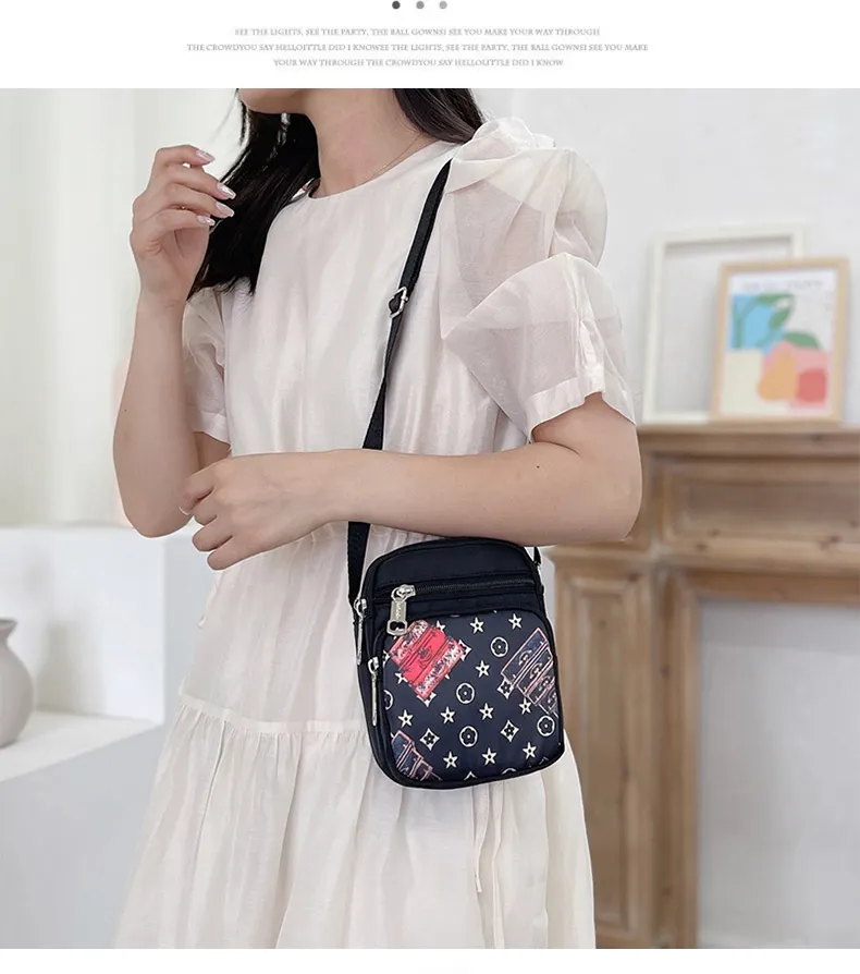 Crossbody Phone Bag for Women New Mini Small Bag Korean Style Vertical Change Casual All-Match Shoulder Bags