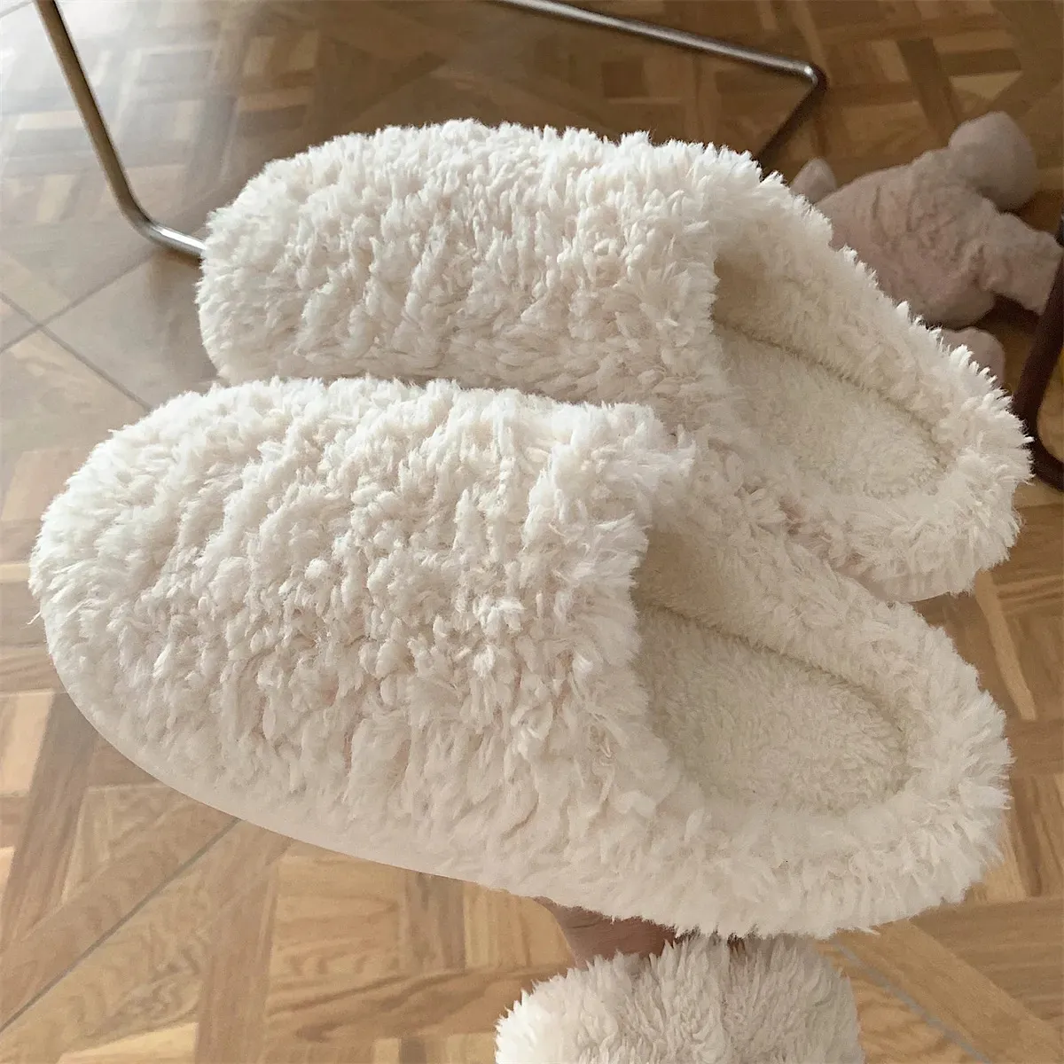 Eenvoudige kleur Japans solide huis voor vrouwen meisjes schattige pluizige winter warme home slippers vrouw bont schoenen 231128 548E