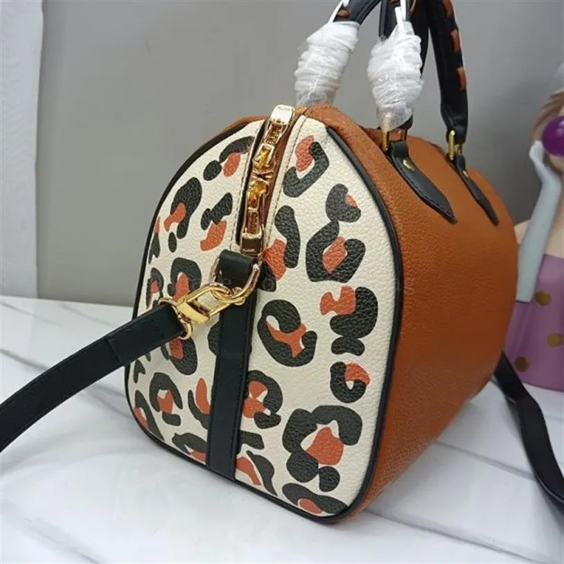 Classic New Style Women Messenger Travel bag Handbag Luxury designers Leopard Print cross body Shoulder Bags Lady Totes handbags 3265G