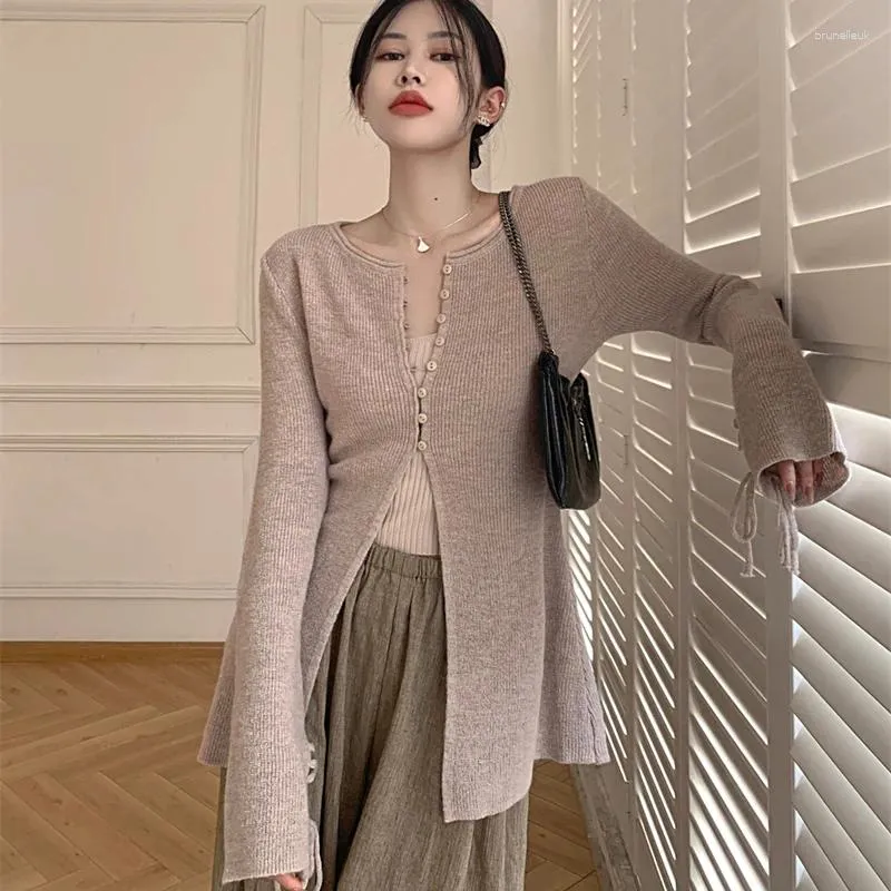 Women's Knits Y2K Cardigan Women Fashion Slim-fit Stretch Slit Knitted Cardigans Spring Autumn Button Down Long Sleeve Sweater Jacket