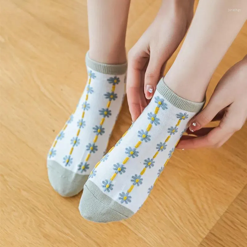 Chaussettes en coton pour femmes, bateau Mori, petit étudiant frais, assorti avec tout, décontracté, Style collège Ins, taille basse