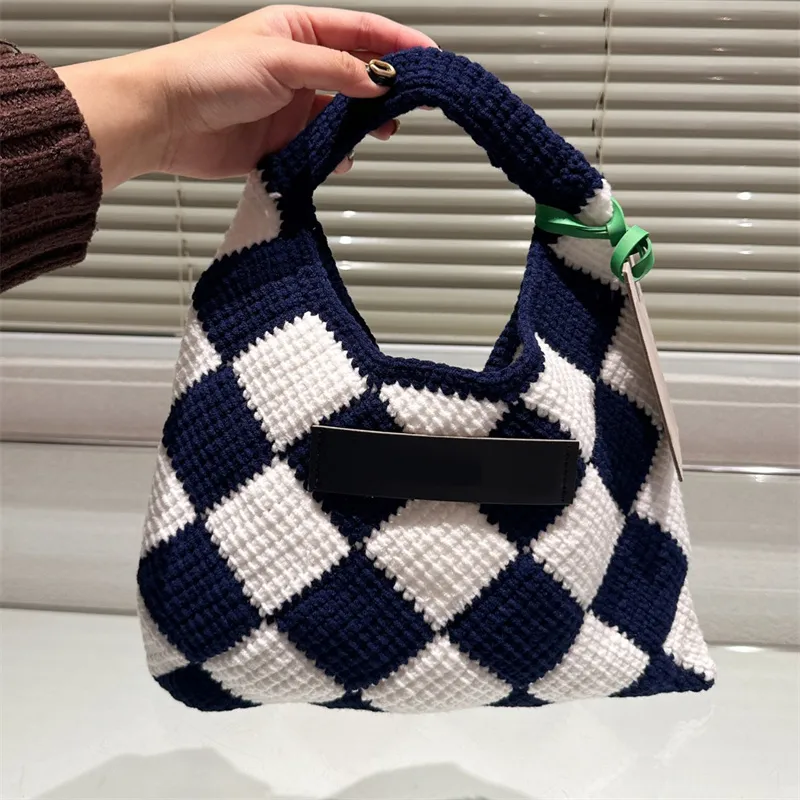 Luxury Designer Knitted Crochet Shoulder Bag For Women Soft And Warm Winter Handbag By Fashion Brand From Abby bags 45.44 DHgate.Com