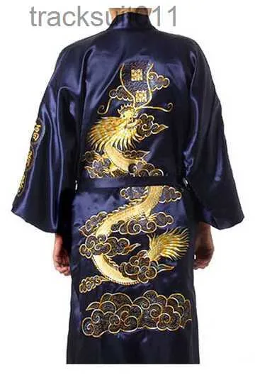 Robes pour hommes Bleu marine traditionnel chinois hommes Satin soie Robe broderie Dragon Kimono Robe de bain vêtements de nuit S M L XL XXL XXXL MR024 L231130