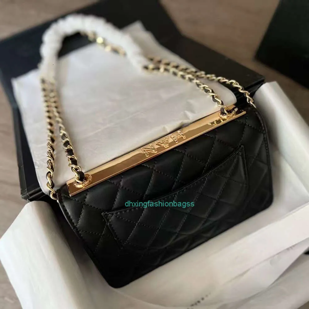 WOC Flap Shoulder Bags Leather Diamond Lattice Channel Bag Black Mini Women Designer Luxury Fashion Crossbody Tote Handbag Ladies Classic Gold Hardware