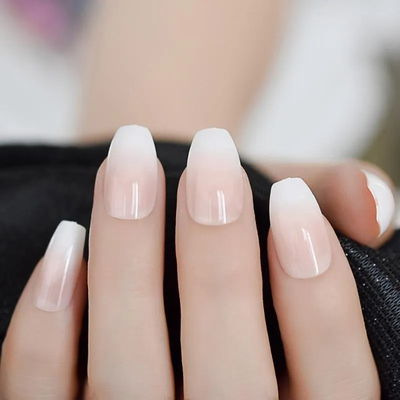 Short ombre nails coffin deals