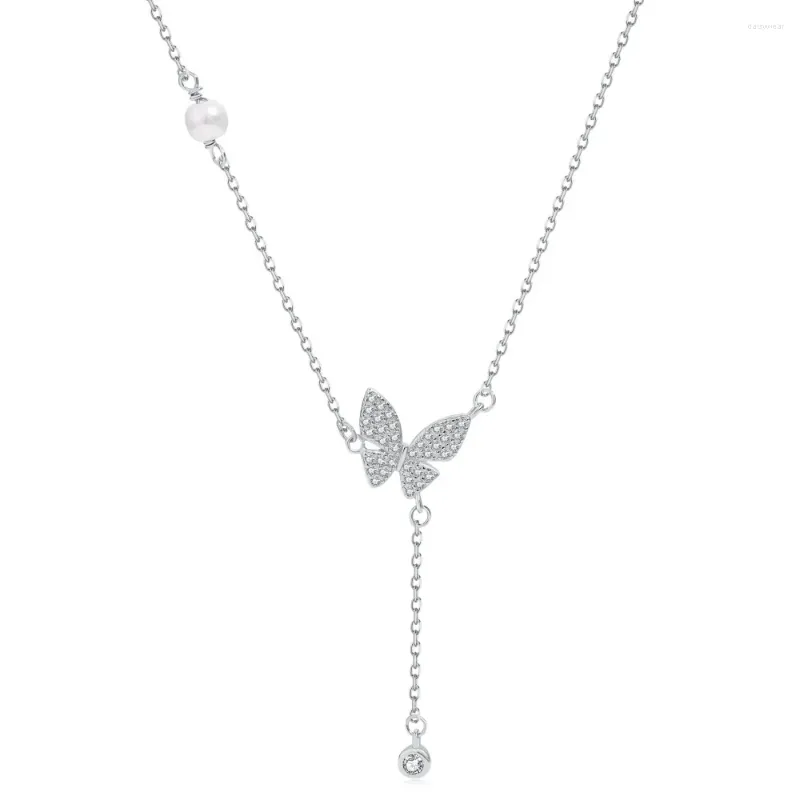 Catene Karloch S925 Collana in argento sterling Perla d'acqua dolce Farfalla Zircone Squisito design asimmetrico di lusso leggero