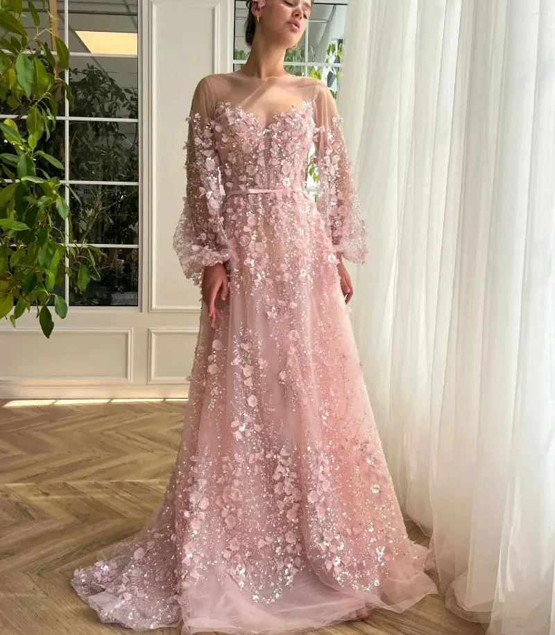 Sukienki imprezowe Cloverbridal Exomicznie czarujące puszysty długie rękawy Blush Różowa suknia na bal