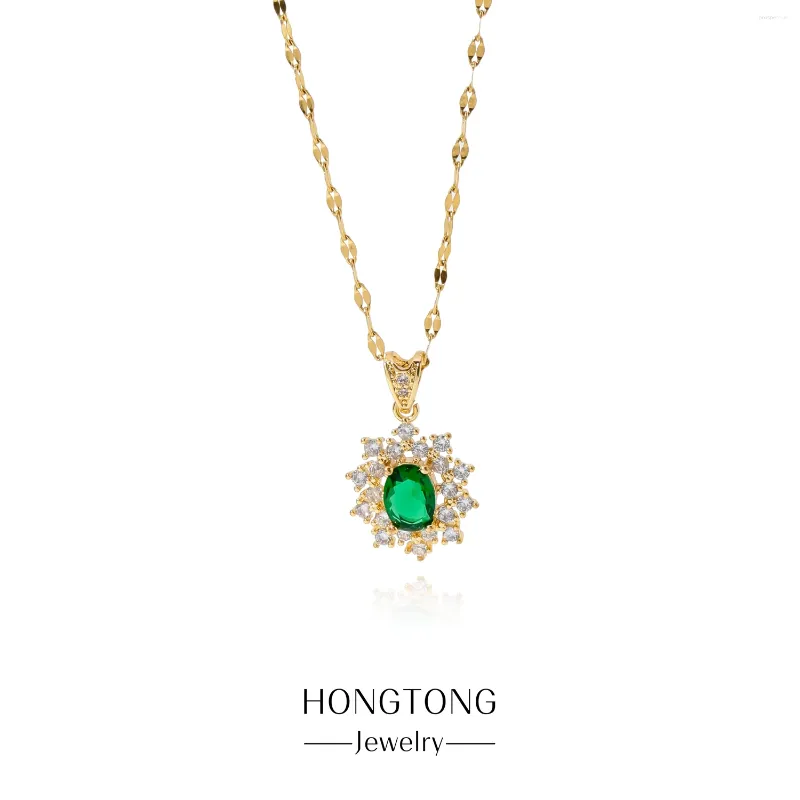 Anhänger Halsketten HONGTONG Smaragd Zirkon Halskette Weibliche Blume Nische Licht Luxus Design Sinn Juwel Temperament Schlüsselbein Kette