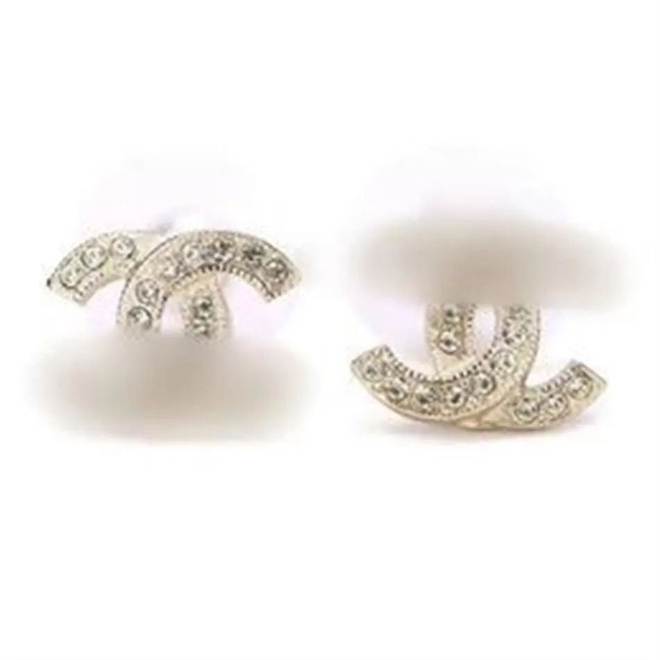 Stud Fashion stud earrings woman Luxury designer earring multi colors c letter jewelry women 18k diamond Wedding Gifts T2302031242u