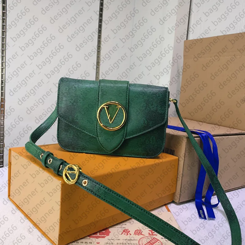 Designer Crossbody Bag Cousin Luxury Handväska axelväska läderväska kvinnors präglade handväska slingväska svart plånbok axelväska 57790 dicky sacoche