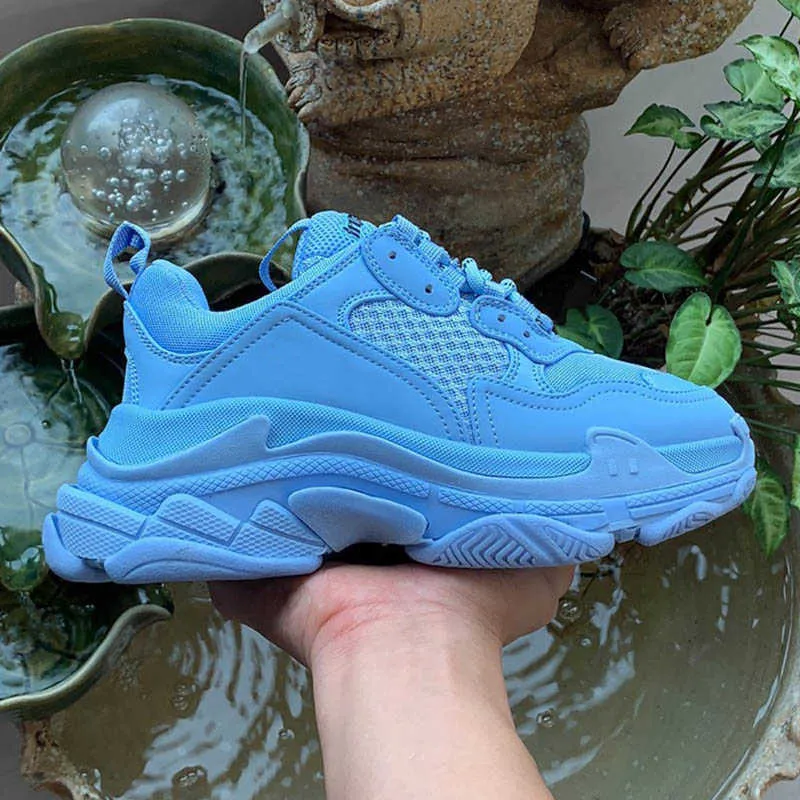 Buffalo shoes deals baby blue