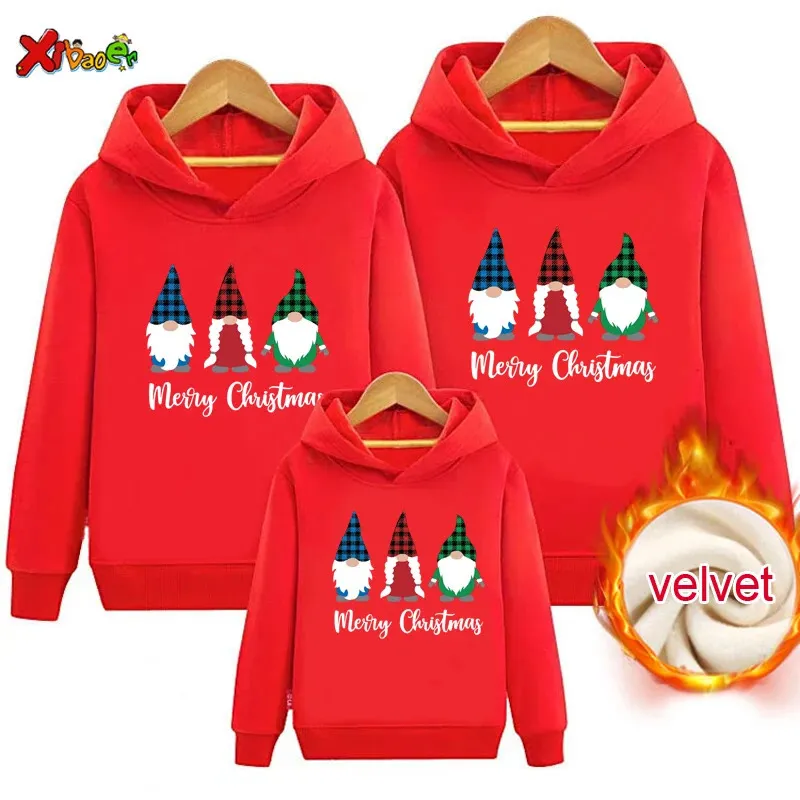 Family Matching Outfits Christmas Family Hoodie Warm Winter Children Clothing Pullover Plus Velvet Sweater Adult Kids Clothes Matching Couple Outfits 231129