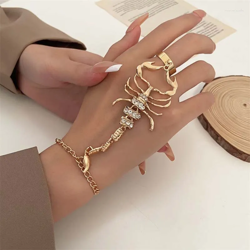 Länkarmband Vintage Punk Tassel Chain Ring Armband SET för Women Men Gothic Crystal Connected Finger Charm Jewelry 2023