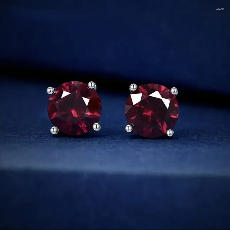 Dangle Earrings 2023 One Carat Round Diamond Red Corundum 6.5mm Daily Niche Fashion Versatile Cross-Borderスタイル