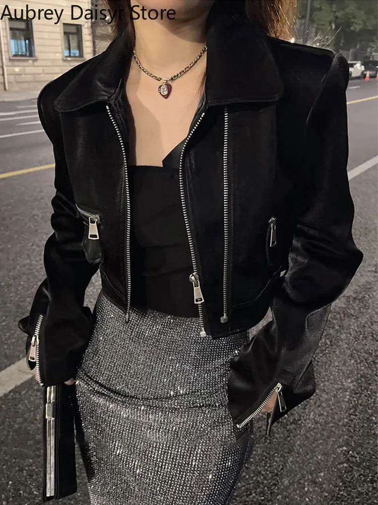Womens Leather Faux Black Cropped Jacket Women Streetwear Moto Biker Zipper Punk Winter Irregular Fur Coat 231129