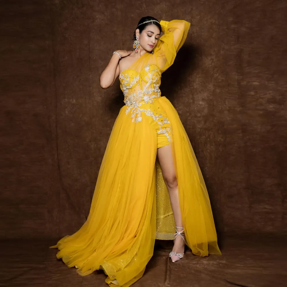 Yellow One-Shoulder Mini Prom Dress with Long Sleeve and Tiered Applique Sequins from Dhgate Prom Dresses - price 151.21 Yellow One-Shoulder Mini Prom Dress with Long Sleeve and Tiered Applique Sequins from Dhgate Prom Dresses - price 151.21