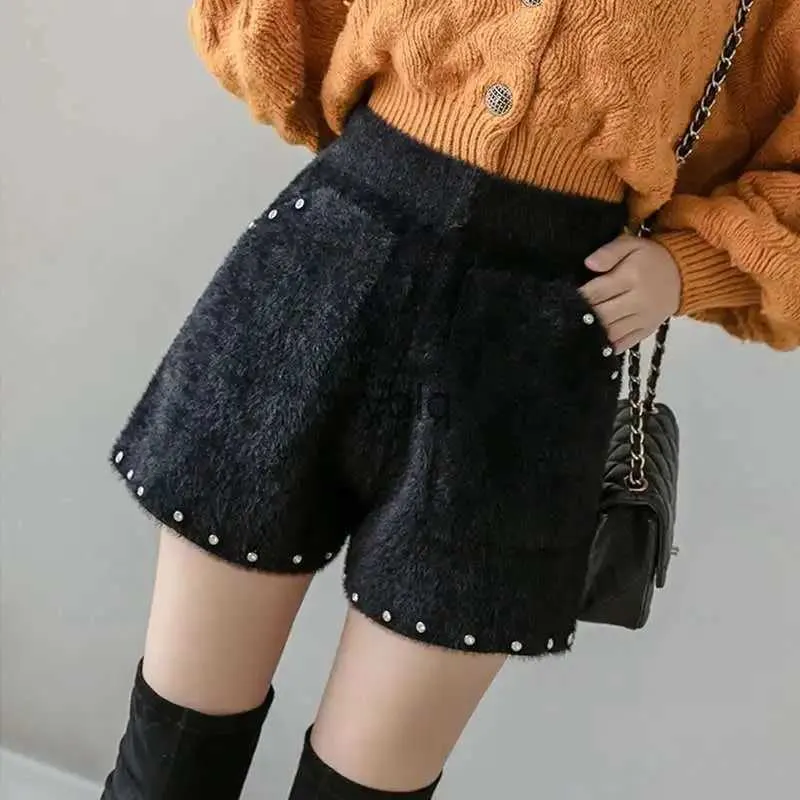 Women's Shorts Autumn Winter New Bla Elastic Waist All-match Render Pants Solid Lace Patchwork Y2K Fashion Casual Women Cloing S-Lyolq