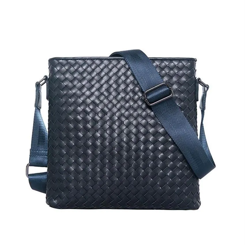 US三軒茶屋　M-65 Quilted Messenger bag ハーレー US アス 原宿 三軒茶屋M-65 Quilted Liner Body Bag メンズ
