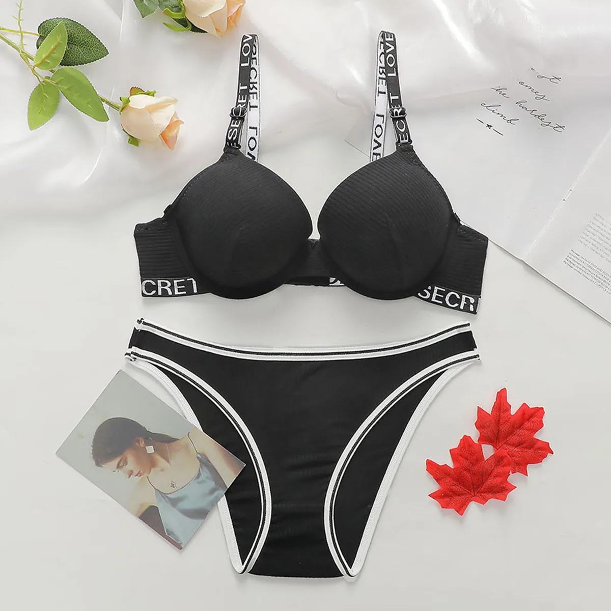 Best Selling Sexy Letter Underwire Two Piece Push Up Push Up Gathering Bras Lingerie Set For Women