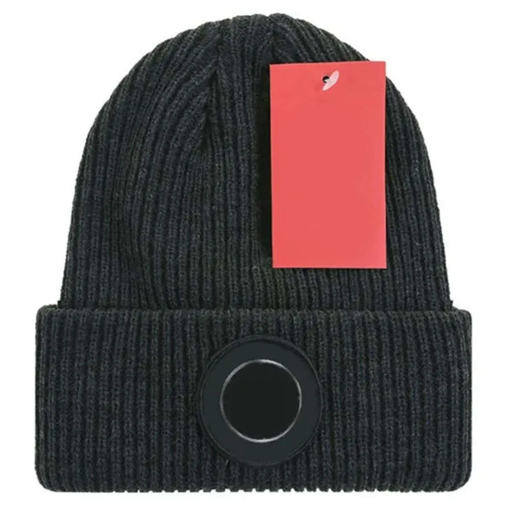 2023 inverno cansada cand goose cappello di lusso designer beanie da uomo lavorato a maglia berretto con teschio classico lettera tinta unita cofano di lana per donna uomo berretti semplice nero