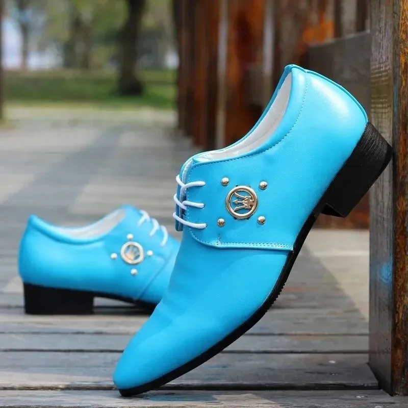 Классические туфли Летние кожаные мужские мужские модные итальянские деловые роскошные красочные 231130