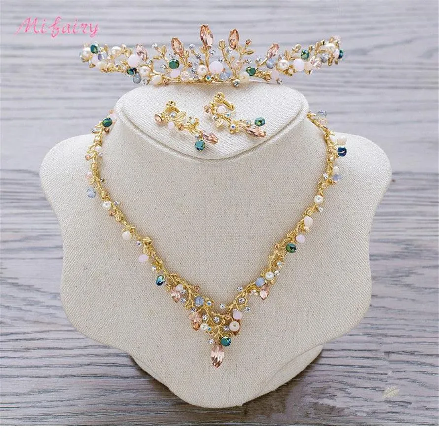 Vintage barokke bruids tiara's sets goud kleurrijke kristallen prinses hoofddeksels prachtige bruiloft tiara's oorbellen 2 stuks sets 13 5 3 323K
