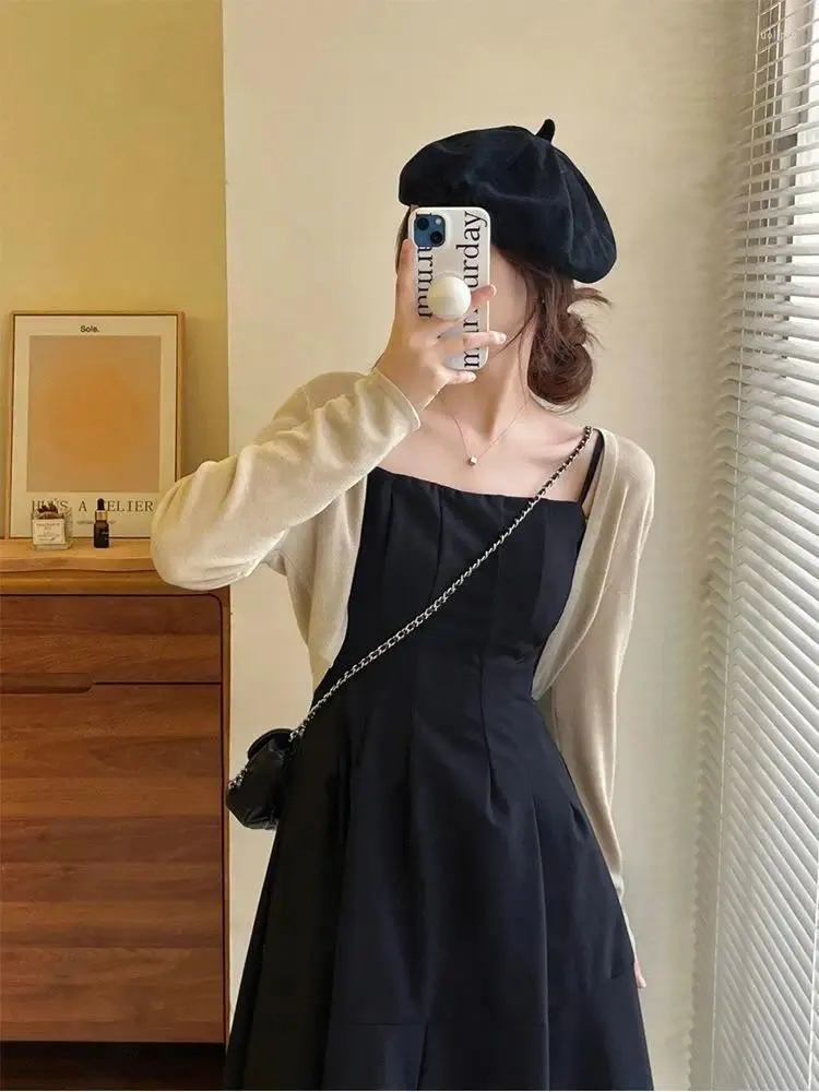 French Break Hepburn Style Halter Two-Piece Dress for Women - Senior Sense of Cold Department work Dress in Early Autumn