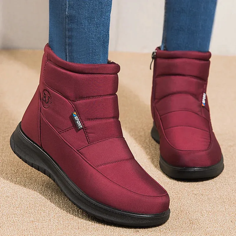 Botlar Kalın Peluş Kış Kadınlar İçin Sıcak Tutun Soygun Karsız Kar Kadın Düz Topuklular Pamuk Yastıklı Ayakkabılar 231130