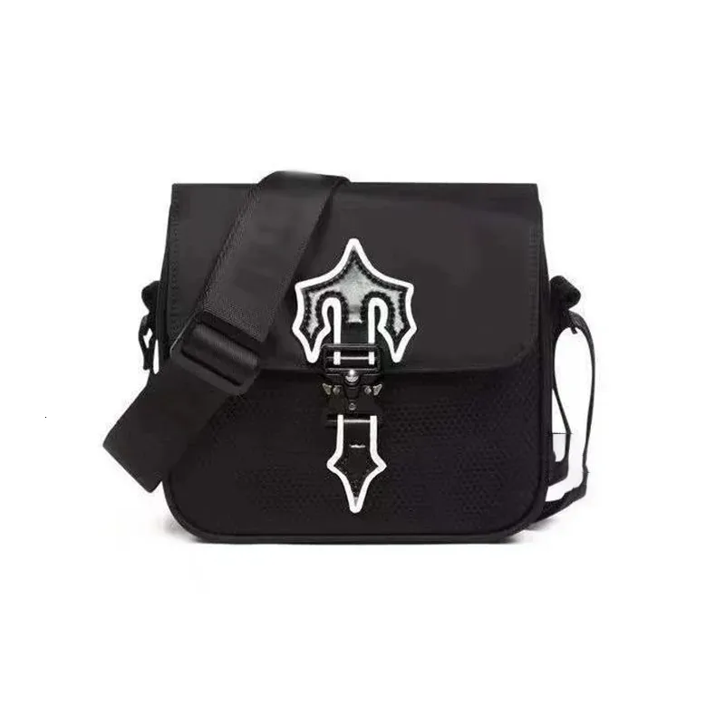 Sacs de soirée Mode Sac à bandoulière pour femmes TRAPSTAR Top vente London Star en stock Broderie Couleur unie Piège 231129