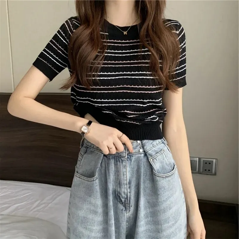 Women's T-Shirt Crop Top Striped Short Sleeve T-Shirt Knitting Camisol Black Beautiful Woman Blouse Casual Languid Summer Thin Women's Clothing 230428