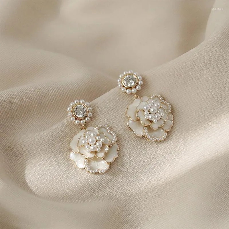 Kolczyki Dangle French Classic Fashion Sweet Luxury Camellia Pearl Cydron Gift Wedding Women Jewelry 2023