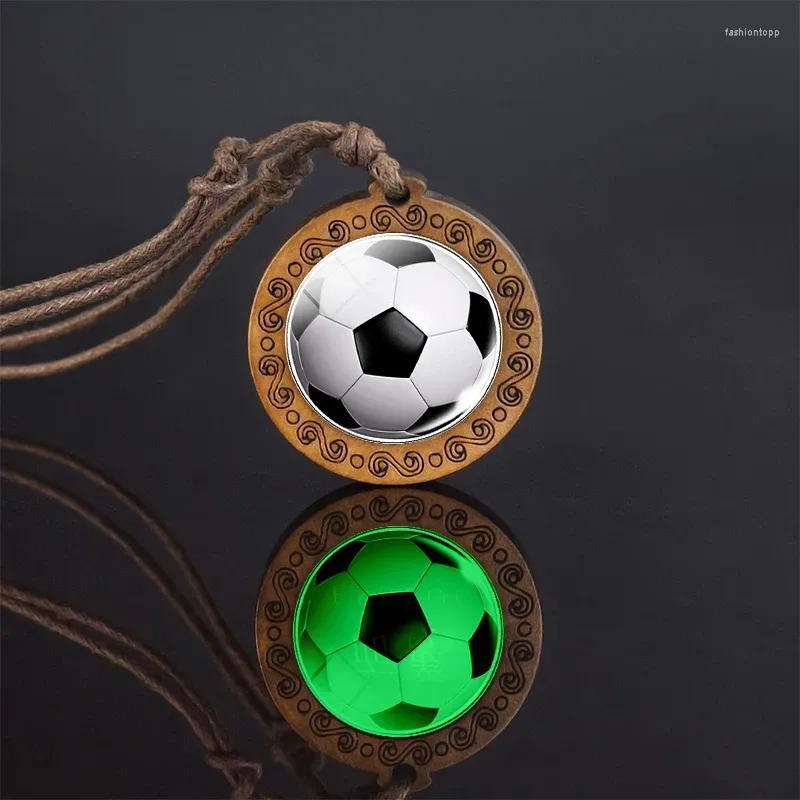 Pendentif Colliers Football Collier Football Verre Dôme En Bois Bijoux Lumineux Le Cadeau Du Monde