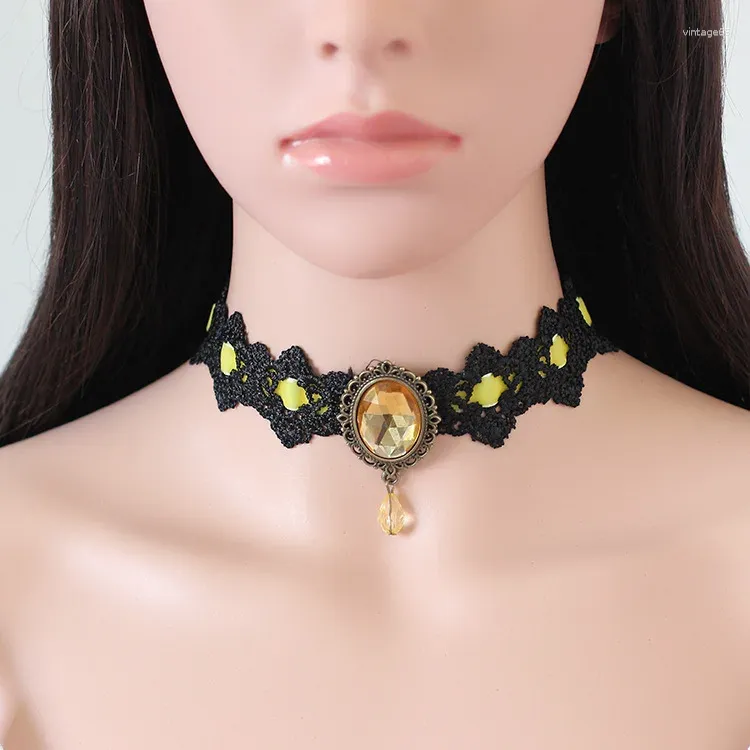 Kedjor mode kreativ spets sammet choker kristall halsband kvinnor halsband sexig estetisk klavikelkedja party krage smycken gåva