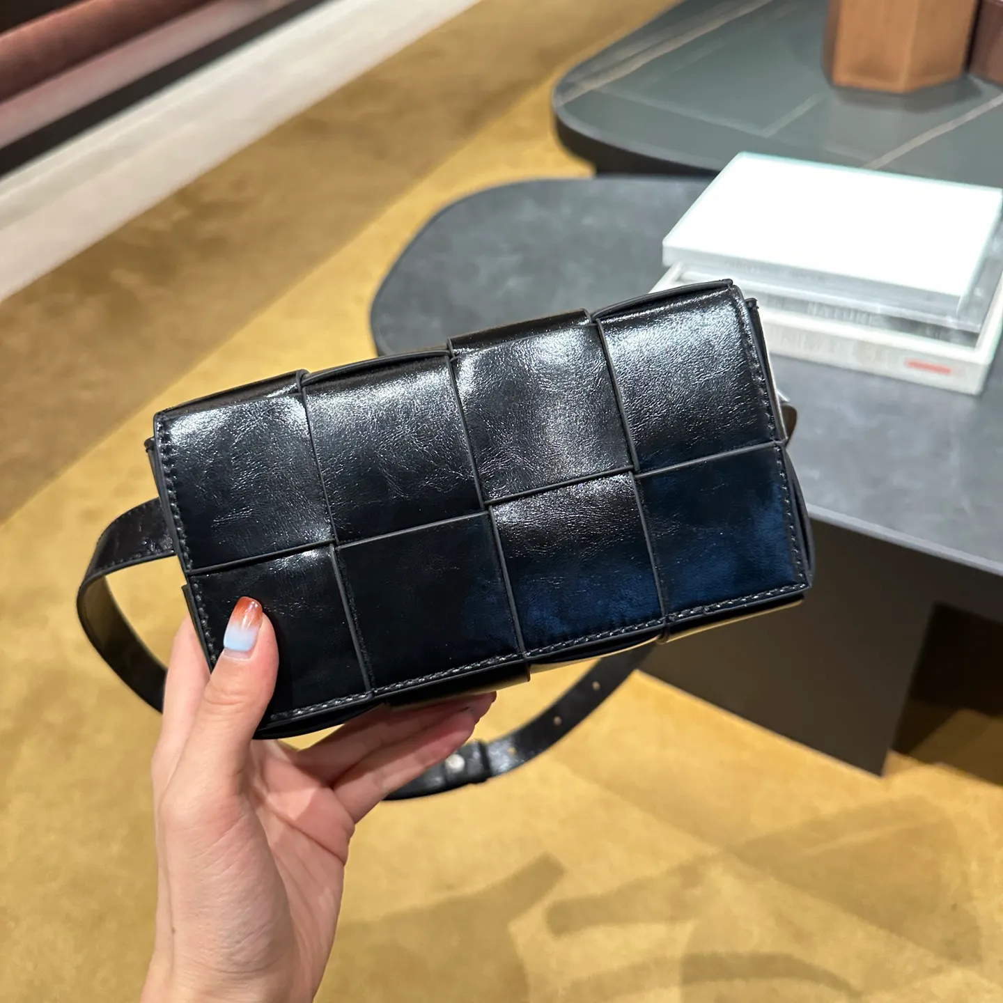 Designer Woven Belt Bag Multifunctional Mini Silver Waist Bag For Women With Large Capacity And Fashionable Style From Queenqueen 56.56 DHgate.Com