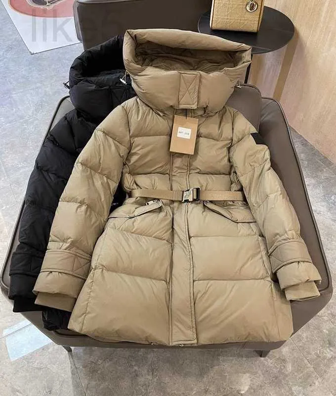 Women's Down Parkas Designer Shop長い腰、スリムフィット、90％White Goose ZE25の女性のための新しい冬のベルトダウンジャケット