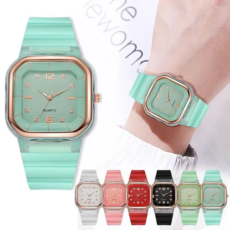 Montres-bracelets Femmes Coloré Sport Silicone Jelly Montre À Quartz Hommes Casual Montre-Bracelet Couple