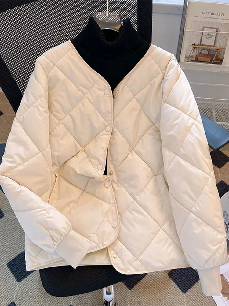 Womens Down Parkas Casual quiltad jacka Kvinnor Löst stoppning Bomull Rockar Kvinnliga mode Långa ärmar Vneck ol Solid Lady Winter Outwears 231129