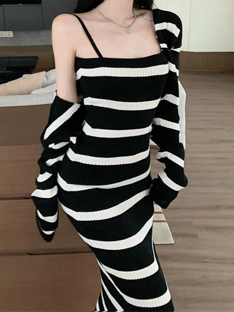 Casual Dresses Summer Women's Stripe Black Sleeveless Knitted Sexy Strap Dress Wrapped Hip Maxi Sundress Ladies Vestidos Party