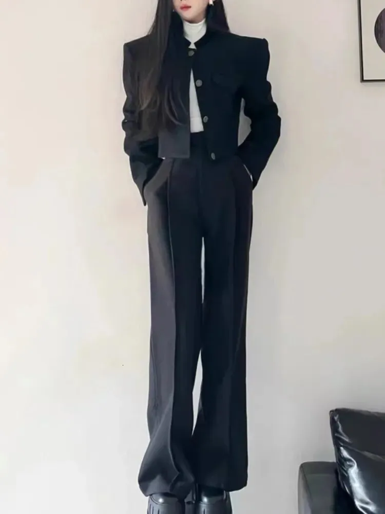 Kvinnors tvåbitar byxor Kvinnor Fashion Elegant Casual Business Black Trousers Passar Vintage Crop Blazer Jackor och byxor Två stycken Sätt kvinnliga byxor 231129