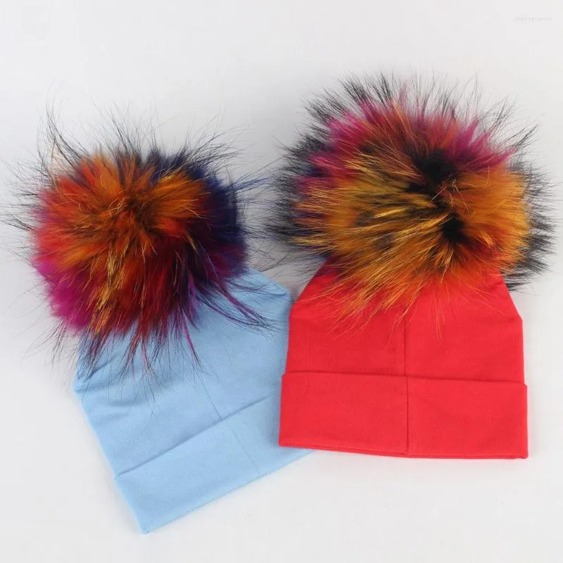 Bérets Geebro Belle Bébé Coton Bonnets Chapeaux Avec Véritable Fourrure De Raton Laveur Pompon Pour Filles Garçons Enfants Chaud Plaine Skullies Chapeau