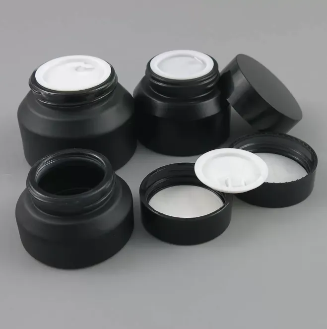 20 x 15 g 30g 50 g Frost schwarzes Make -up -Glas mit schwarzen Deckel weißer Sealbehälter Kosmetikverpackung