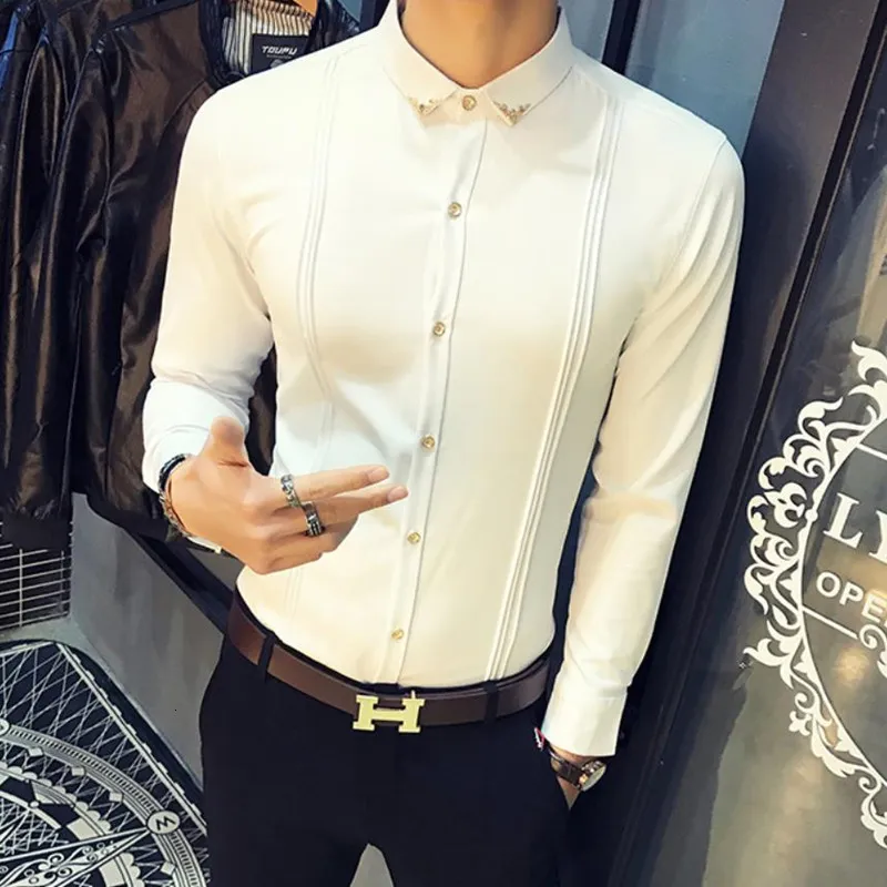 Chemises décontractées pour hommes plissé couleur unie Slim Fit smoking mâle à manches longues Angleterre Style Social robe de bal Blouses 230201