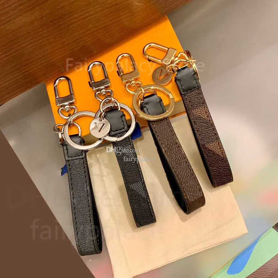 Top-quality Designer Keychain Letter Leather Keychains Car Fashion Brand Key Ring Lanyard Cute Key Wallet Chain Rope Chain Portachiavi Jewelry Gift